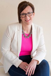 Jo Huey_Portrait_pink.jpg